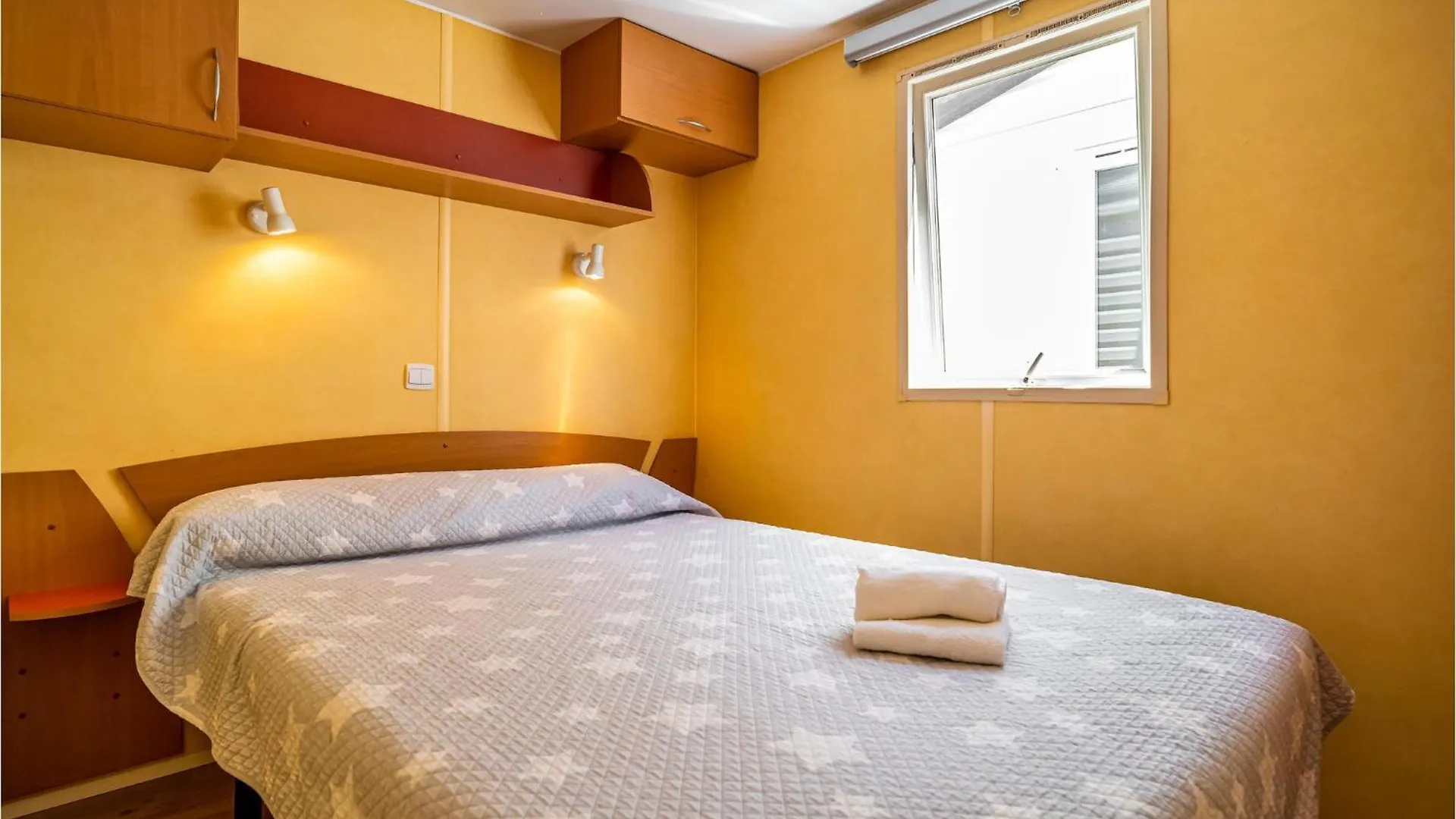 Nice Apartment In Chipiona With Kitchenette