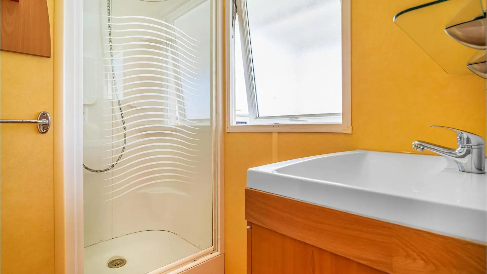 Nice Apartment In Chipiona With Kitchenette